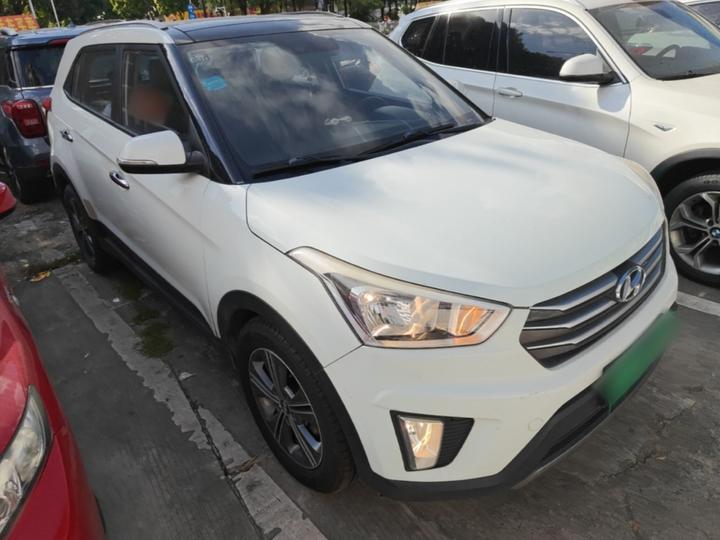 ix25 2015 1.6L AT RWD Smart GLS photo 3