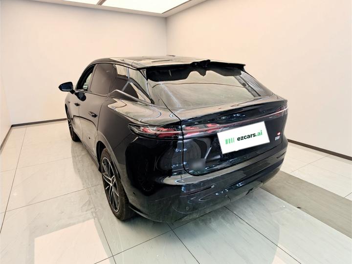 Voyah 2025 AWD Qiankun photo 4