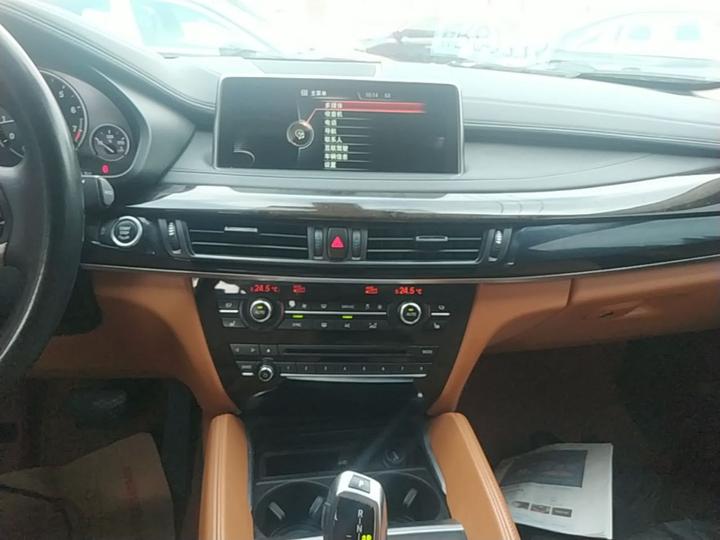 X6 2015 xDrive28i photo 8
