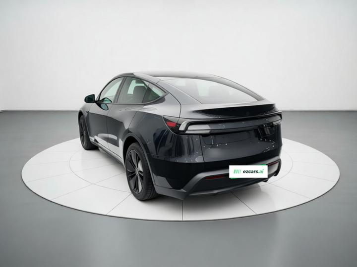 Model Y 2025 RWD photo 4