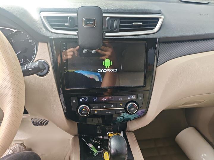 X-Trail 2014 2.0L CVT Comfort 2WD photo 5
