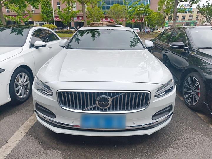 S90 2023 B5 Luxury photo 2