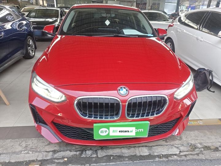 1 Series 2022 120i M Sport photo 2