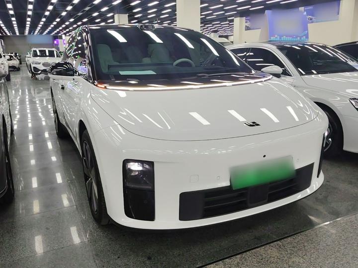 Li Auto i6 2025 AWD Standard photo 3