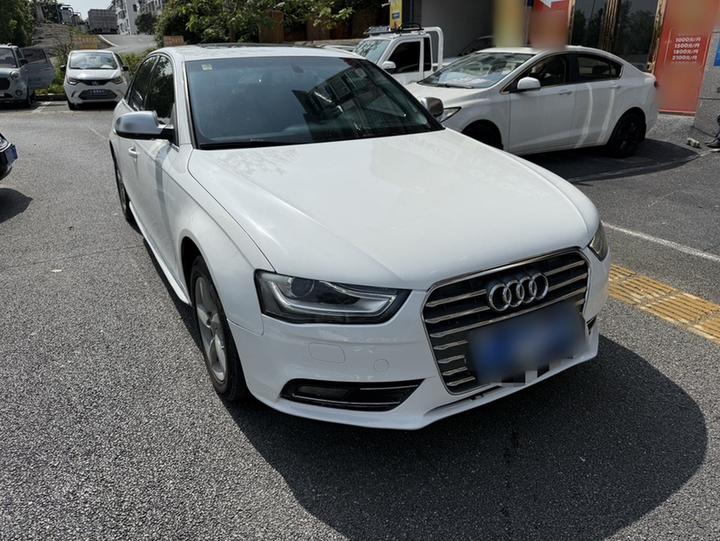 A4L 2013 35 TFSI AT Comfort photo 4