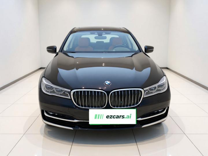 7 Series 2018 740Li xDrive Exclusive Excellence photo 2