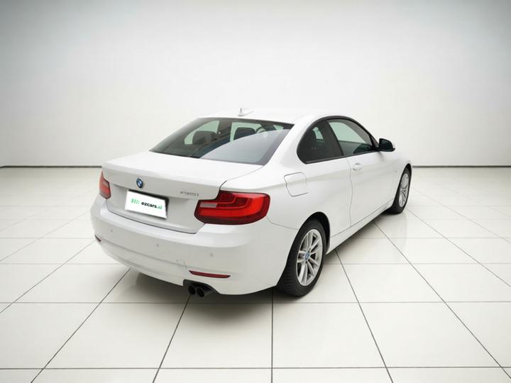 2 Series Imported 2015 218i photo 4