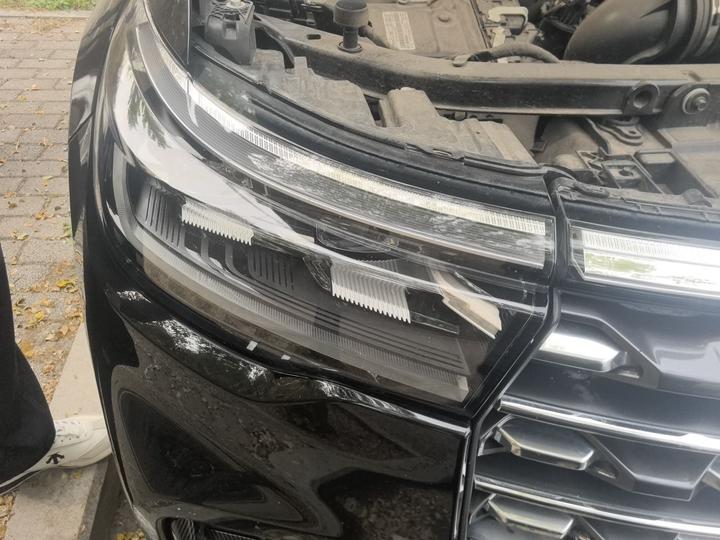 Explorer 2023 EcoBoost 285 AWD plus 7-Seater photo 7