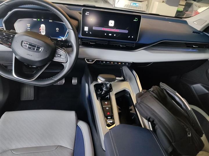 Preface 2021 Facelift 2.0TD Premium photo 8