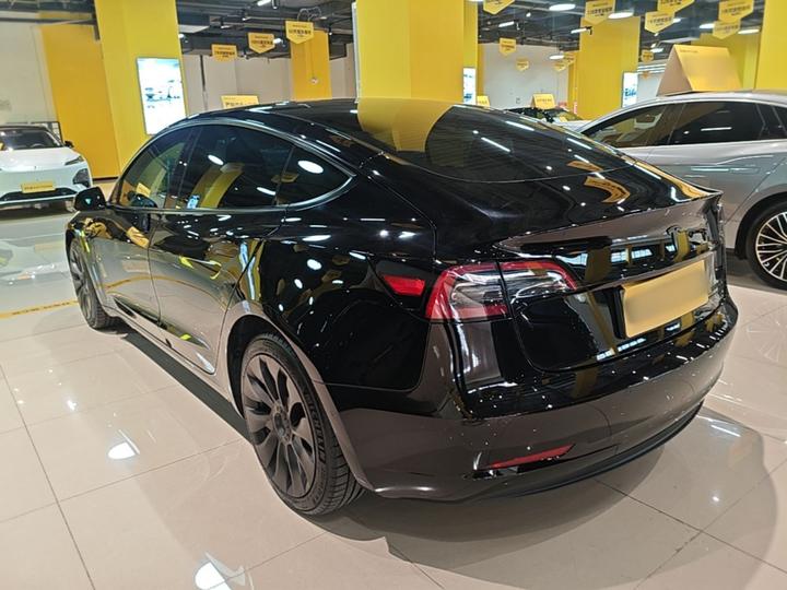 Model 3 2022 RWD photo 4