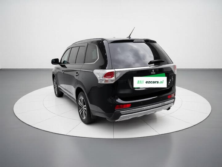 Outlander Imported 2013 2.4L AWD Luxury 7-Seater photo 4