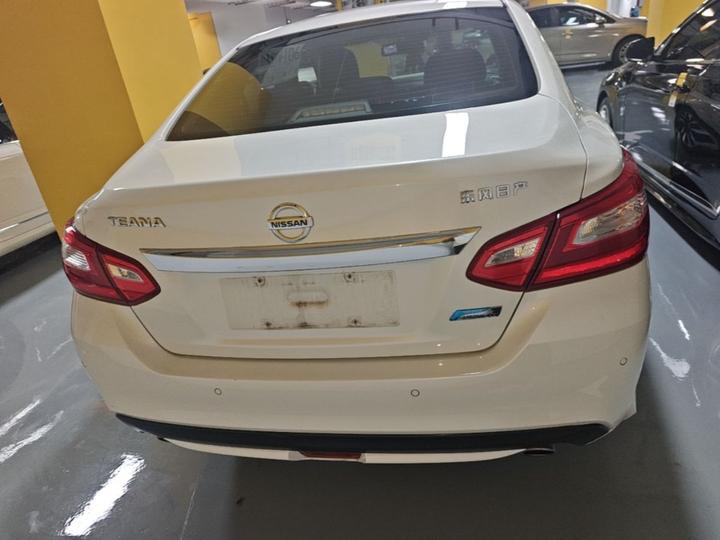 Teana 2016 2.0L XL-Upper photo 3