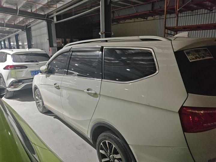 730 2017 1.5T DCT Flagship 7-Seater China V photo 3