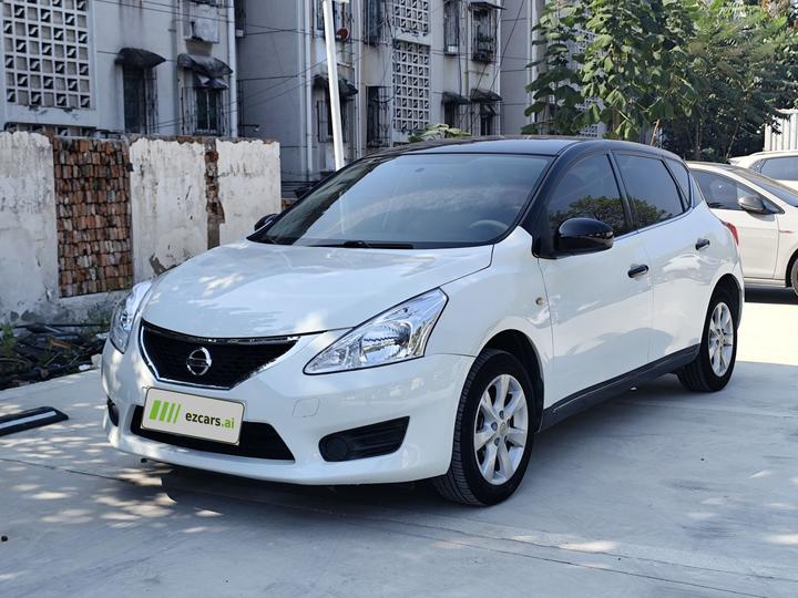 Tiida 2014 1.6L CVT Comfort