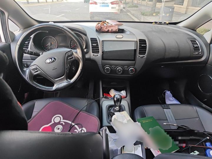 K3 2015 1.6L MT GLS photo 5