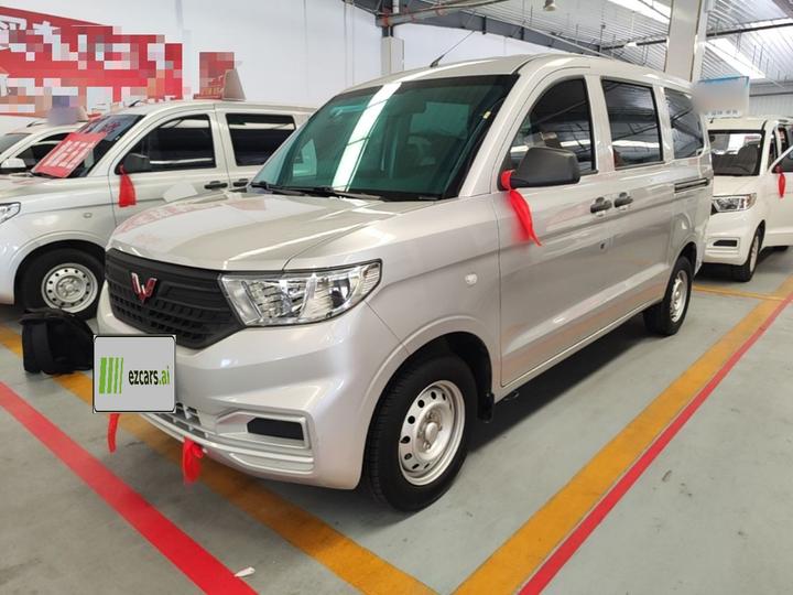 Wuling Hongguang V 2022 1.5L LAR