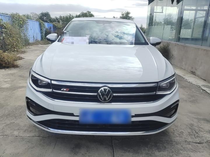 Bora 2023 200TSI DSGPRO photo 2