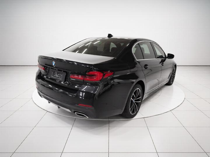 5 Series 2022 Facelift 525Li M Sport Package photo 4