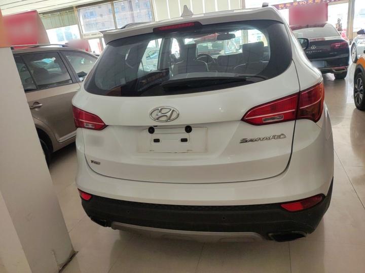 Santa Fe 2015 2.0T AT RWD Smart 5-Seater photo 3
