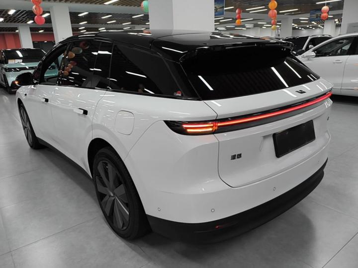 Li Auto i6 2025 AWD Standard photo 4