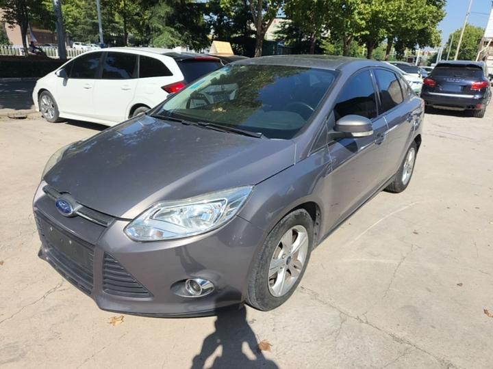 Focus 2012 Sedan 1.6L AT