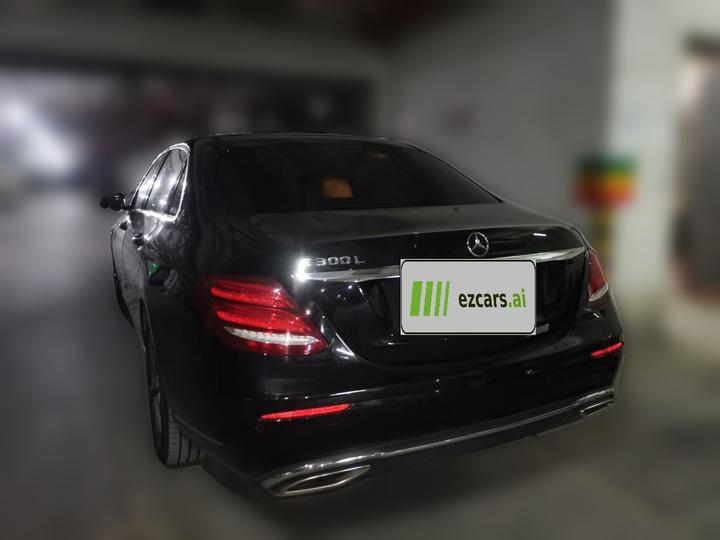 E-Class 2018 Facelift E 300 L Luxury photo 4