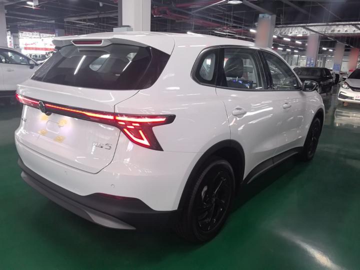 MG ES5 2025 425pro RWD photo 4