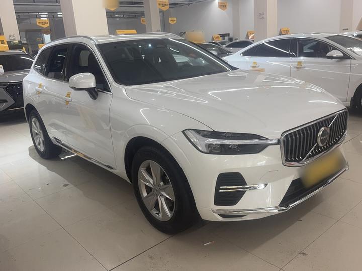 XC60 2022 B5 AWD Luxury photo 3