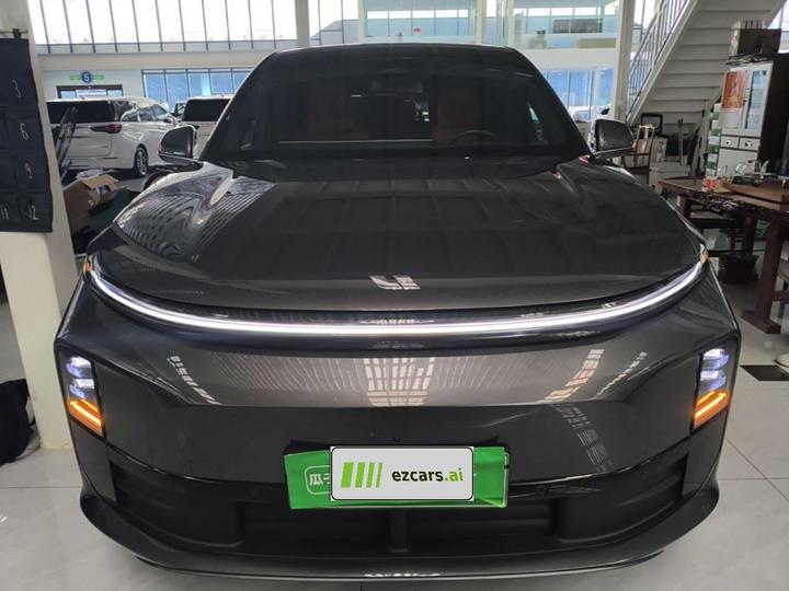 Li Auto L6 2024 Pro photo 2