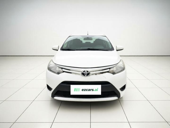 Vios 2013 1.3L GL-i MT photo 2