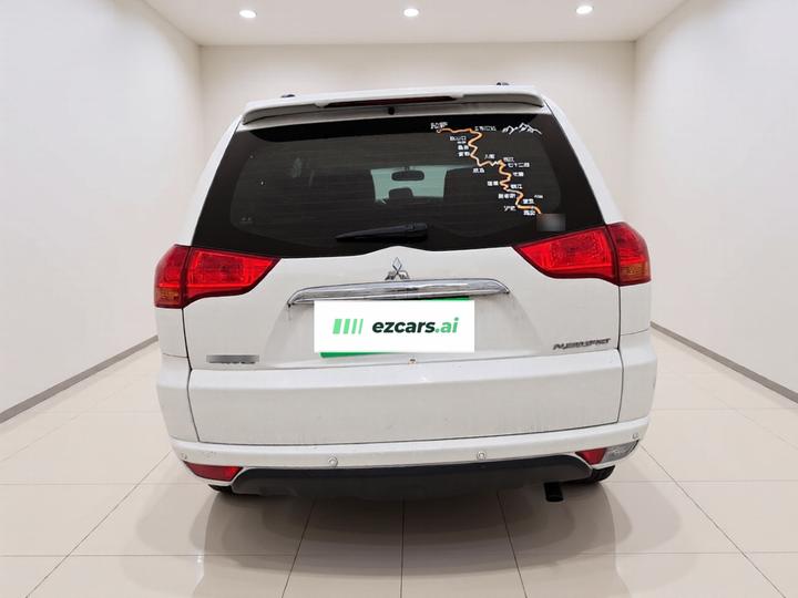 Pajero 2013 3.0L AT AWD Executive photo 5