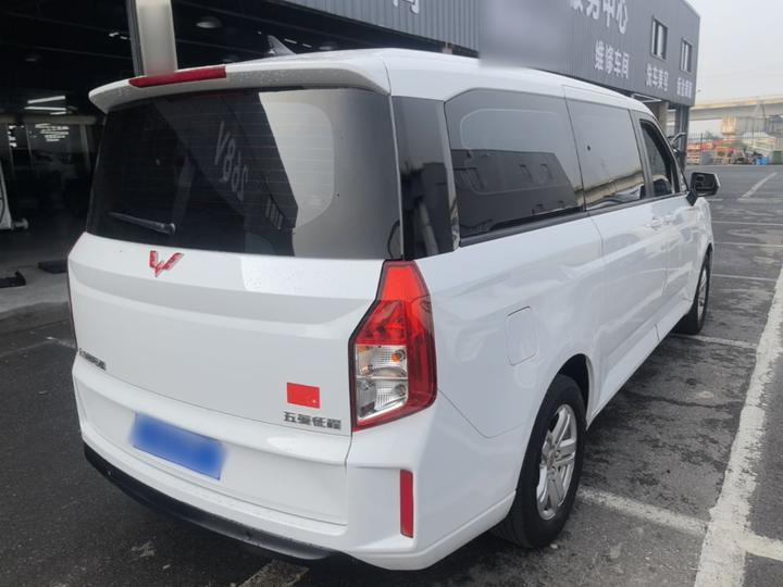 Wuling 2021 1.5T MT Luxury photo 6