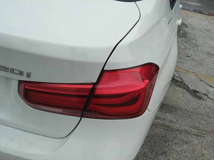 3 Series 2018 320i M Sport Package photo 7
