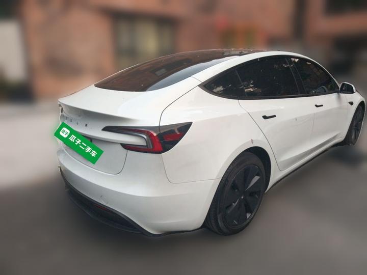 Model 3 2023 RWD photo 6