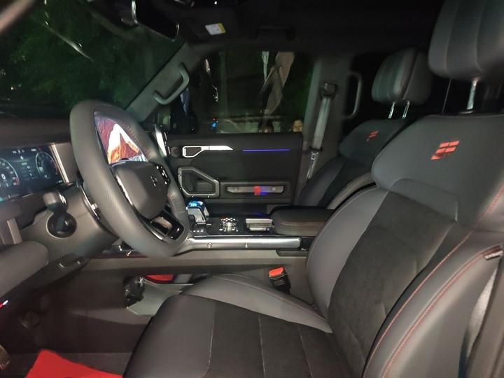 Wagon 2023 2.0T AWD PRO photo 7