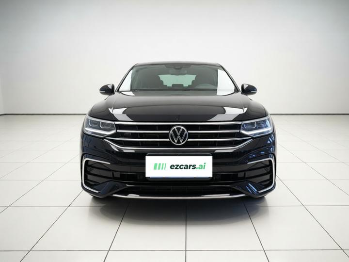 Tiguan L 2024 330TSI AT RWD R-Line photo 2