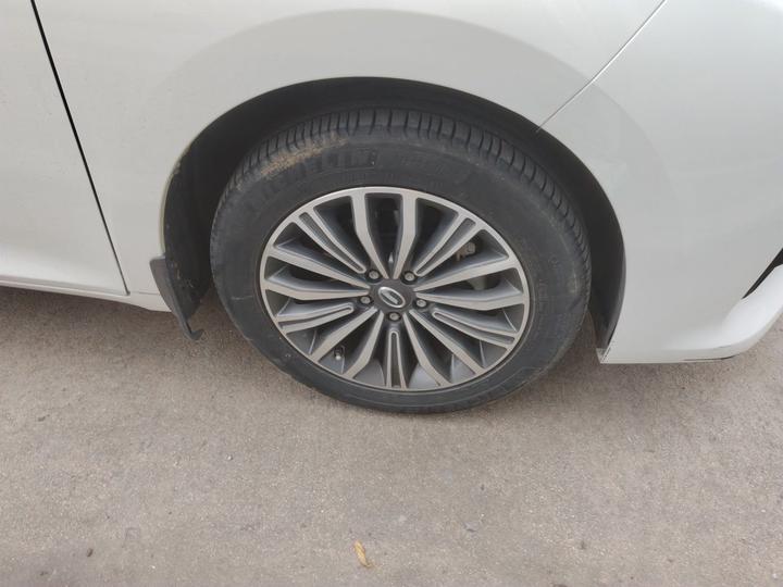 GAC Trumpchi M6 2019 270T DCT Exclusive 7-Seater China VI photo 8