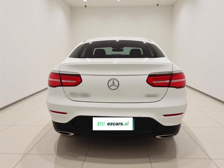 GLC Coupe 2019 Facelift GLC 260 4MATIC Coupe SUV photo 5