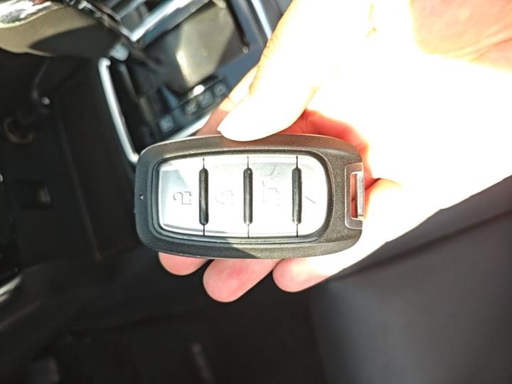 T90 2018 2.0L CVT Connected China VI photo 8