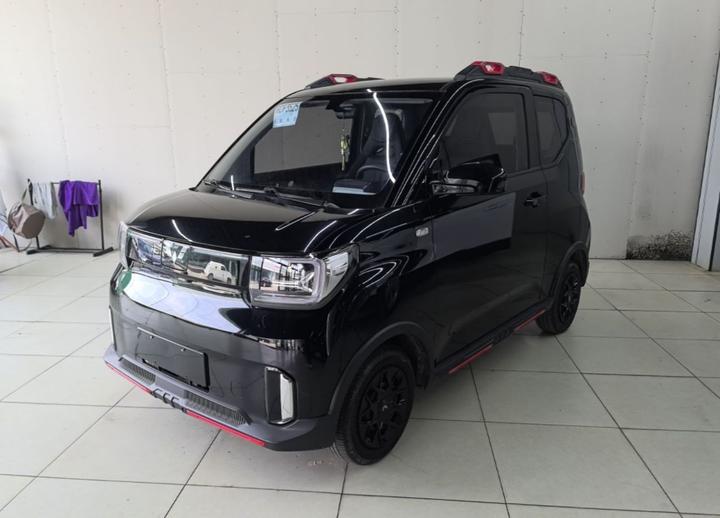 Hongguang MINIEV 2022 GAMEBOY 200km LFP