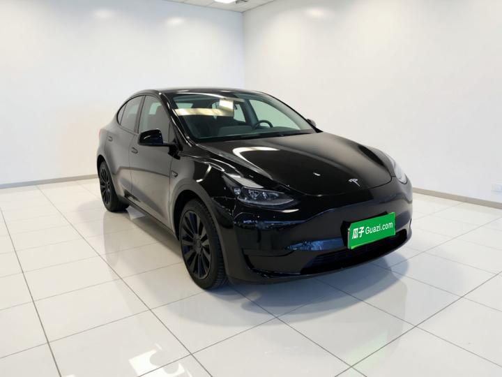 Model Y 2022 Facelift RWD photo 3