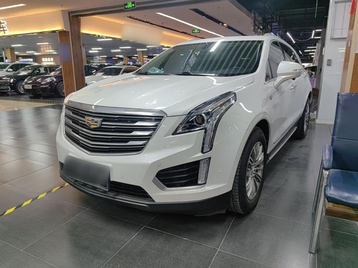 XT5 2018 25T Luxury