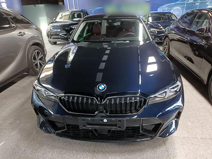 3 Series 2026 330Li M M Sport Night Package photo 2