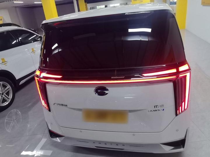 GAC Trumpchi M8 2025 Hybrid photo 5