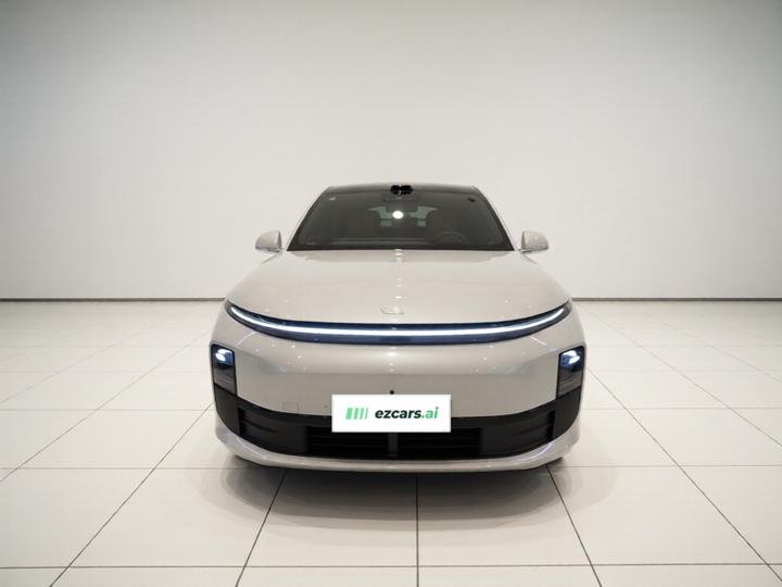 Li Auto L6 2025 Max Smart Refresh Edition photo 2