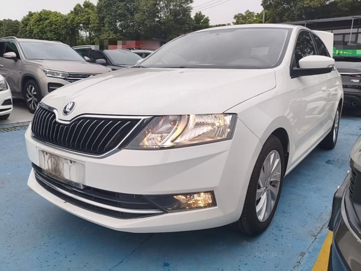 Rapid 2019 1.5L MT Comfort China V