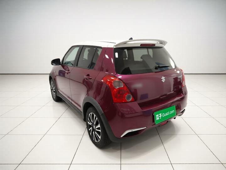 Swift 2013 1.5L AT 20 photo 4