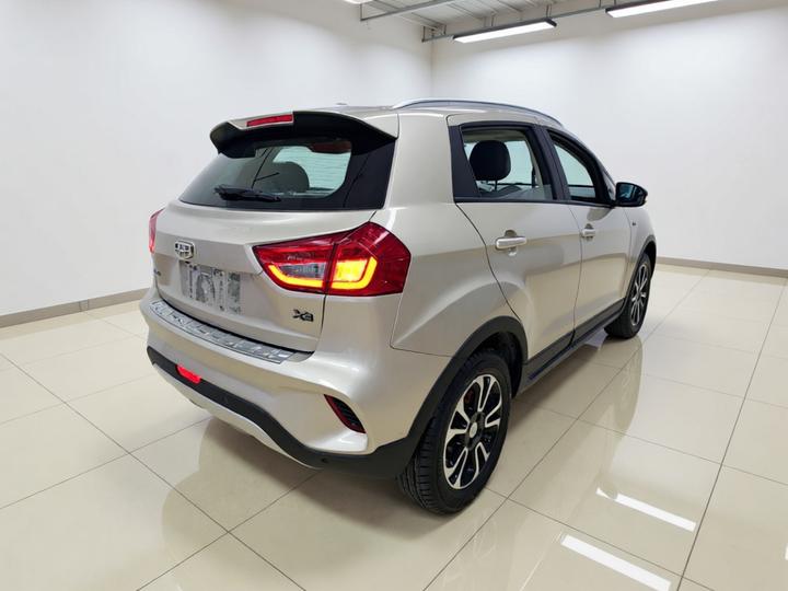 Vision X3 2017 1.5L AT Premium photo 4