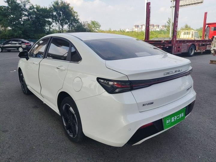 BAIC EU5 PLUS 2023 R600 Preferred photo 4