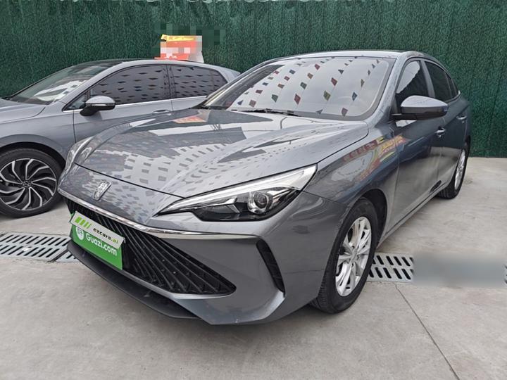 i5 2023 1.5L CVT Luxury